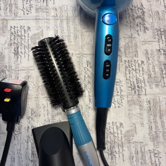 Babyliss Pro Nano Titanium blow dryer - blue - Picture 3 of 3